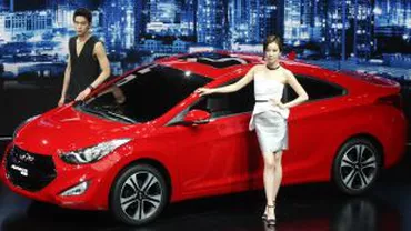 Hyundai lansează Elantra Coupe la Salonul Internațional de la Busan (FOTO)