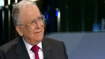 Ion Iliescu: Trebuie să se poată devansa alegerile parlamentare. Constituţia e opera oamenilor