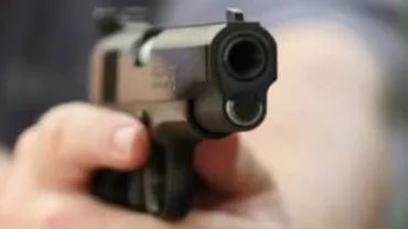 Un om de afaceri din Brăila s-a împușcat în cap din cauza datoriilor. Bărbatul a sunat la 112 înainte de comiterea faptei
