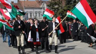 UDMR câștigă competiția cu celelalte formațiuni maghiare: Vizita lui Kover Laszlo în Transilvania nu a ajutat PCM