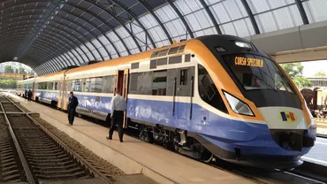 Primul tren ”românesc” produs la Pașcani a fost livrat Republicii Moldova. Vezi cum arată noile garnituri (FOTO)