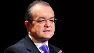 Emil Boc: Mi-am depus mandatul din fruntea PDL, alături de întreg BPN-ul. Vom avea o conducere interimară