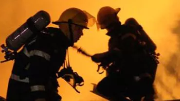 Incendiu la o pensiune din Poiana Brașov: Turiștii au scăpat cu viață sărind pe geam