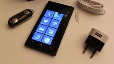 Veniturile Nokia din vânzările de smartphone-uri s-ar putea înjumătăți ca urmare a planurilor Microsoft