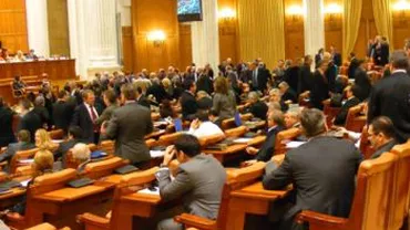 CCR a hotărât că legea uninominalului pur este neconstituțională