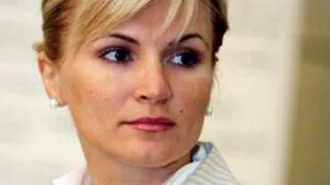 Andreea Paul vrea să fie cercetată de o comisie de etică pentru a se dovedi că nu a plagiat