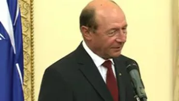 Traian Băsescu, la învestitura Ecaterinei Andronescu: Sper să fie un Bacalaureat fără probleme