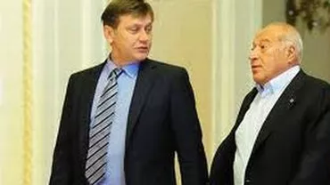 Cel mai chiulangiu parlamentar, în fruntea Senatului: Cum l-ar putea graţia Antonescu pe Năstase. Miza revocărilor urgente şi "profeţiile" lui Voiculescu