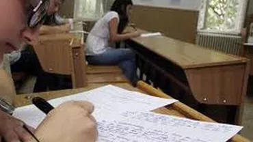 Limba română le-a dat de furcă elevilor, la examenul de Bacalaureat: Vezi ce perle au descoperit profesorii în lucrări