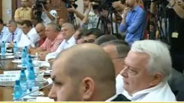 Președinția respinge afirmațiile lui Hrebenciuc: "Traian Băsescu nu a solicitat nicio convorbire niciunui şef de stat sau de guvern"