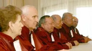 CCR a publicat motivarea în cazul sesizării asupra demiterii Robertei Anastase și a lui Vasile Blaga