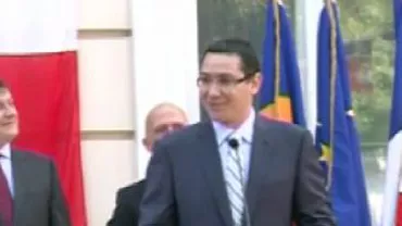 Ponta, ironizat de ambasadorul Germaniei: „Nu cred că premierul român are timp să înveţe germana în viitorul apropiat”
