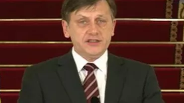 Antonescu: Nu mă interesează câte telefoane speciale are la dispoziția sa Traian Băsescu. Aparatura STS să fie retrasă de la sediul său
