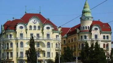 Oradea: Un bărbat amenință că se va arunca de pe Palatul Vulturul Negru dacă Primăria nu îi dă o locuință decentă