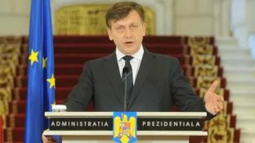 Președintele interimar Crin Antonescu susține o declarație de presă, la ora 19:00, la Palatul Cotroceni