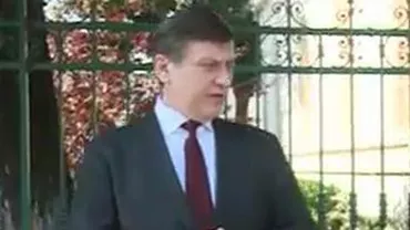 Crin Antonescu, îndemn de la urne pentru Traian Băsescu,: „Cetățene, votează!”