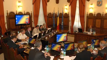 Mai mulți demnitari au participat la ședințele CSAT fără a avea certificate ORNISS: Printre aceștia, Crin Antonescu și Ioan Rus
