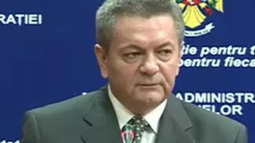 Miniștrii Ioan Rus și Victor Paul Dobre au demisionat: "Asupra MAI s-au exercitat presiuni, începând cu Băsescu și terminând cu Antonescu"