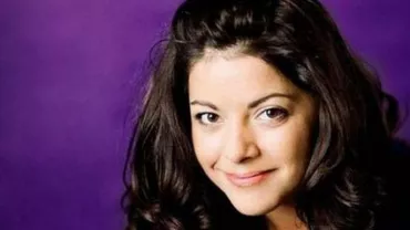 Crin Antonescu a decorat-o post-mortem pe pianista Mihaela Ursuleasa, cu Ordinul Național "Serviciul Credincios" în grad de Ofiţer