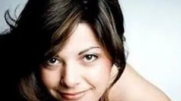 Un ultim omagiu pentru Mihaela Ursuleasa: Sicriul cu trupul artistei este depus la Ateneul Român