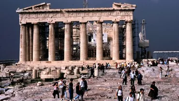 Grecia: Noi măsuri de austeritate. Se discută reducerea pensiilor