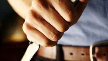 Hunedoara: Italianul care și-a ucis tatăl cu 50 de lovituri de cuțit susține că a scăpat omenirea de diavol