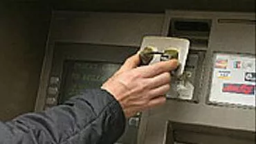 Percheziții în Brașov la suspecți de fraude bancare: Prejudiciul, estimat la 500.000 euro