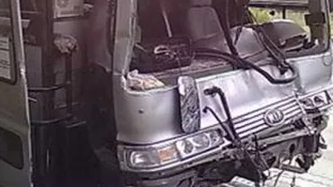 Un autocar cu turiști ucraineni s-a răsturnat în apropiere de Brăila: Cinci au fost răniți