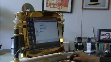 Computerul placat cu aur, creat de un român stabilit în Franța. Bijuteria high-tech costă 17.000 euro (VIDEO)