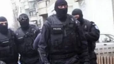 Percheziții la 33 de adrese din Argeș, Suceava și Botoșani la traficanți de țigări: Prejudiciul, estimat la 1 milion de euro