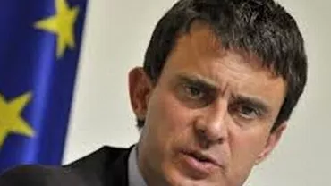 Ministrul francez de Interne a vizitat o comunitate de romi din Câmpia Turzii: Problema celor trimiși acasă din Franța nu poate fi rezolvată în câteva luni