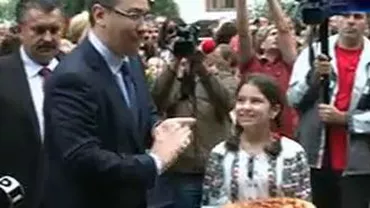 Victor Ponta, la ceremonia de deschidere a anului școlar în Tg. Jiu: Clasa pregătitoare o văd necesară în cadrul grădiniţei, nu al şcolii