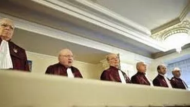 Legea privind modificarea atribuţiilor CCR, neconstituţională. Hotărârile Parlamentului pot fi atacate la CCR