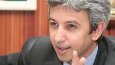 Patru oferte depuse pentru privatizarea Oltchim: Dan Diaconescu a venit în ultima clipă cu o ofertă dublă şi un investitor "major"