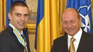 Traian Băsescu i-a decorat pe campionul paralimpic Carol Eduard Novak și pe artistul plastic Richard Demarco