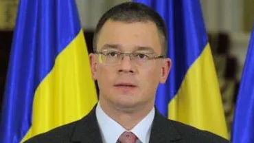 Mihai Răzvan Ungureanu și-a anunțat candidatura la alegerile parlamentare din 9 decembrie