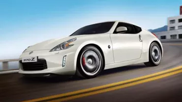 Nissan prezintă facelift-ul modelului 370Z înaintea debutului de la Paris (FOTO)