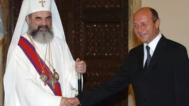 Preşedintele Traian Băsescu l-a felicitat pe Preafericitul Daniel pentru cei 5 ani de patriarhat