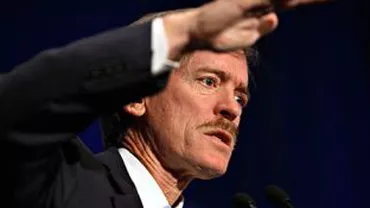 Bill Gross, fondatorul PIMCO: Datoriile și deficitele Americii depășesc datoria Greciei