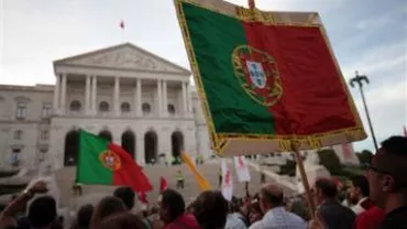 Bugetul Portugaliei pentru anul 2013, cel mai drastic din ultimii ani: 600.000 de angajați vor fi concediați