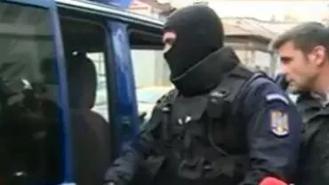 Mihai Stan, cercetat în dosarul fraudelor bancare, a primit mandat de arestare. Alte 24 de persoane așteaptă decizia Tribunalului București