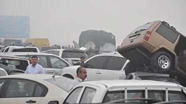 Nouă mașini implicate în trei accidente pe Autostrada 1 București-Pitești