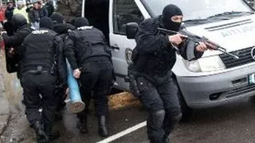 Un grup infracțional specializat în evaziune fiscală, destructurat la Craiova: Prejudiciul adus statului depășește 8 milioane de euro