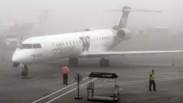 Cluj: Cinci curse aeriene, redirecţionate spre aeroporturile din Sibiu şi Târgu Mureş din cauza ceţii