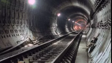 Se împlinesc 33 de ani de la punerea în funcţiune a primului tronson de metrou, în Capitală