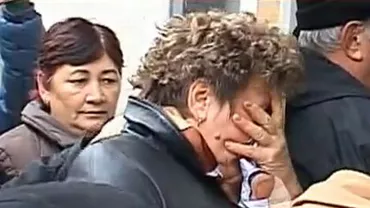 Cluj-Napoca: Îmbrânceli la coada pentru alimentele de la Uniunea Europeană (VIDEO)