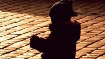 Părinţii plecaţi la muncă în străinătate, obligaţi să anunțe serviciul de asistență socială cu 40 de zile înainte