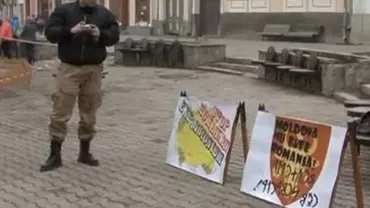 Nou protest al lui Csibi Barna, extremistul care l-a spânzurat simbolic pe Avram Iancu: Moldova nu e România! (VIDEO)