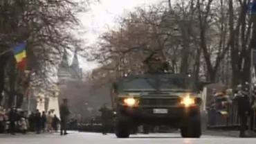 Ziua Naţională, sărbătorită prin parade militare și concerte în aer liber în principalele orașe din țară