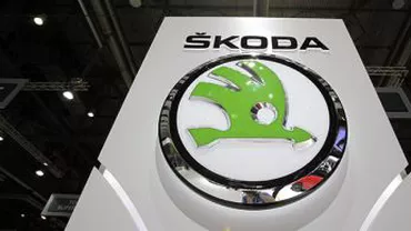 Skoda a făcut publice primele imagini cu interiorul noului model Octavia